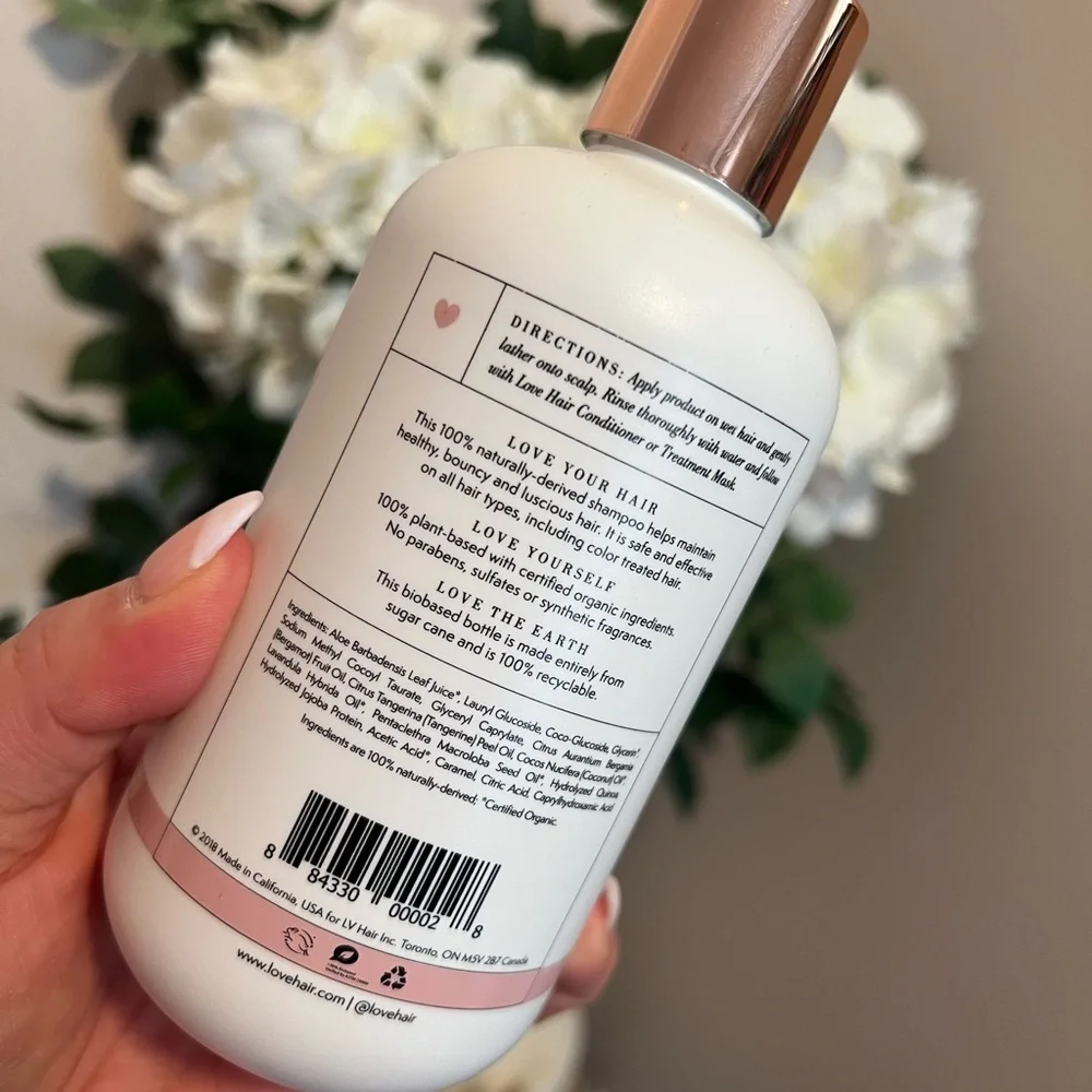 LOVE HAIR • REVITALIZING SHAMPOO